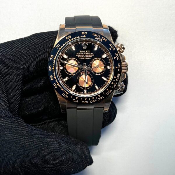 Rolex Cosmograph Daytona Black Dial with rose gold cronograph Rubber Strap Super Clone Watch